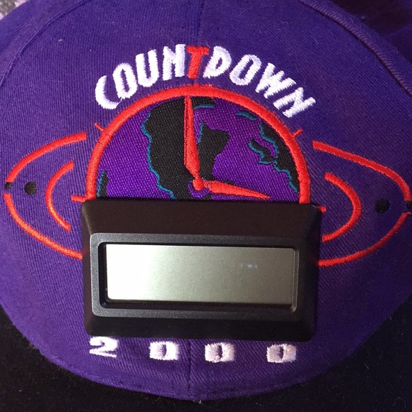 Millennium countdown hat - Picture 2 of 8